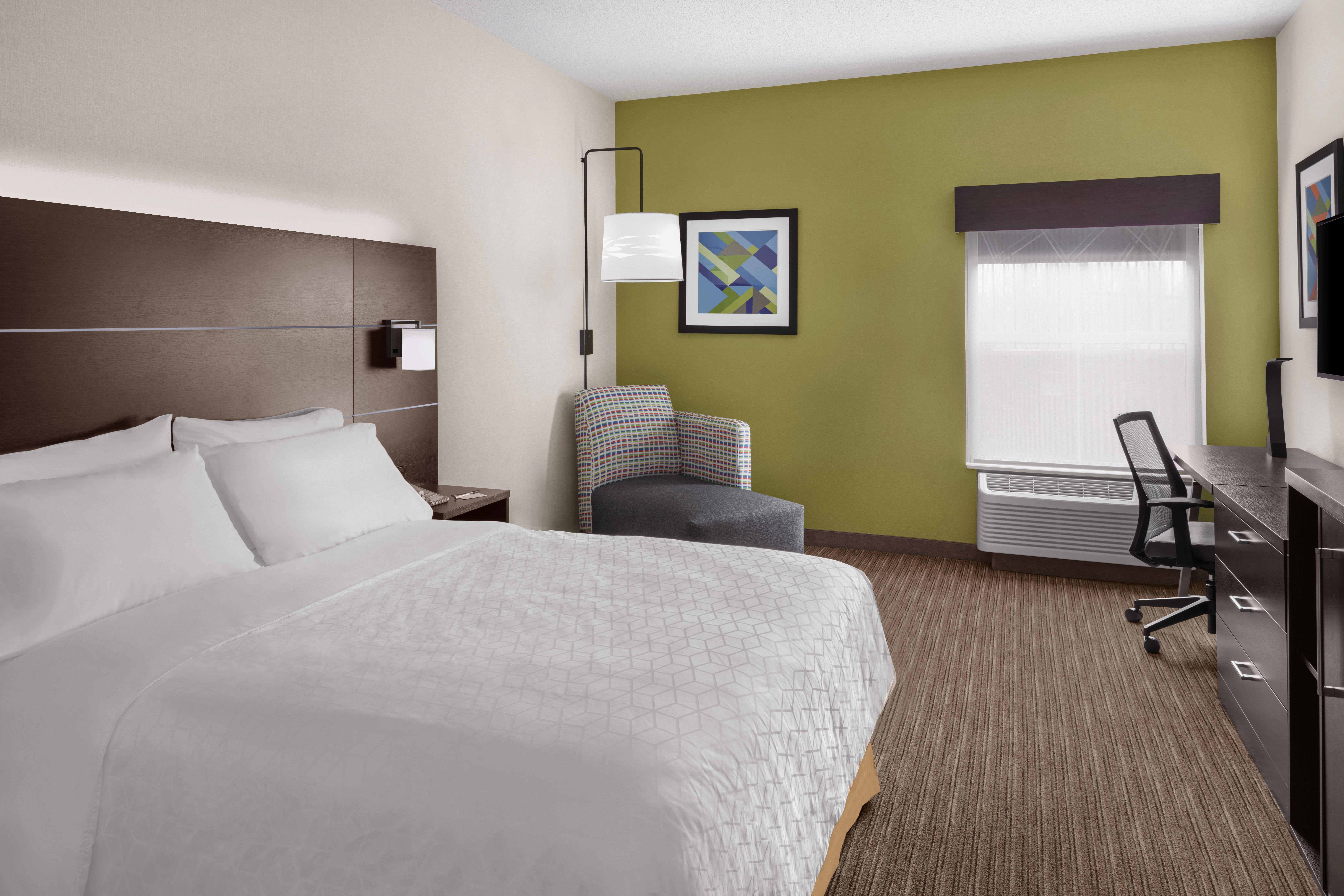 Holiday Inn Express & Suites Asheville Sw - Outlet Ctr Area By Ihg Exterior photo