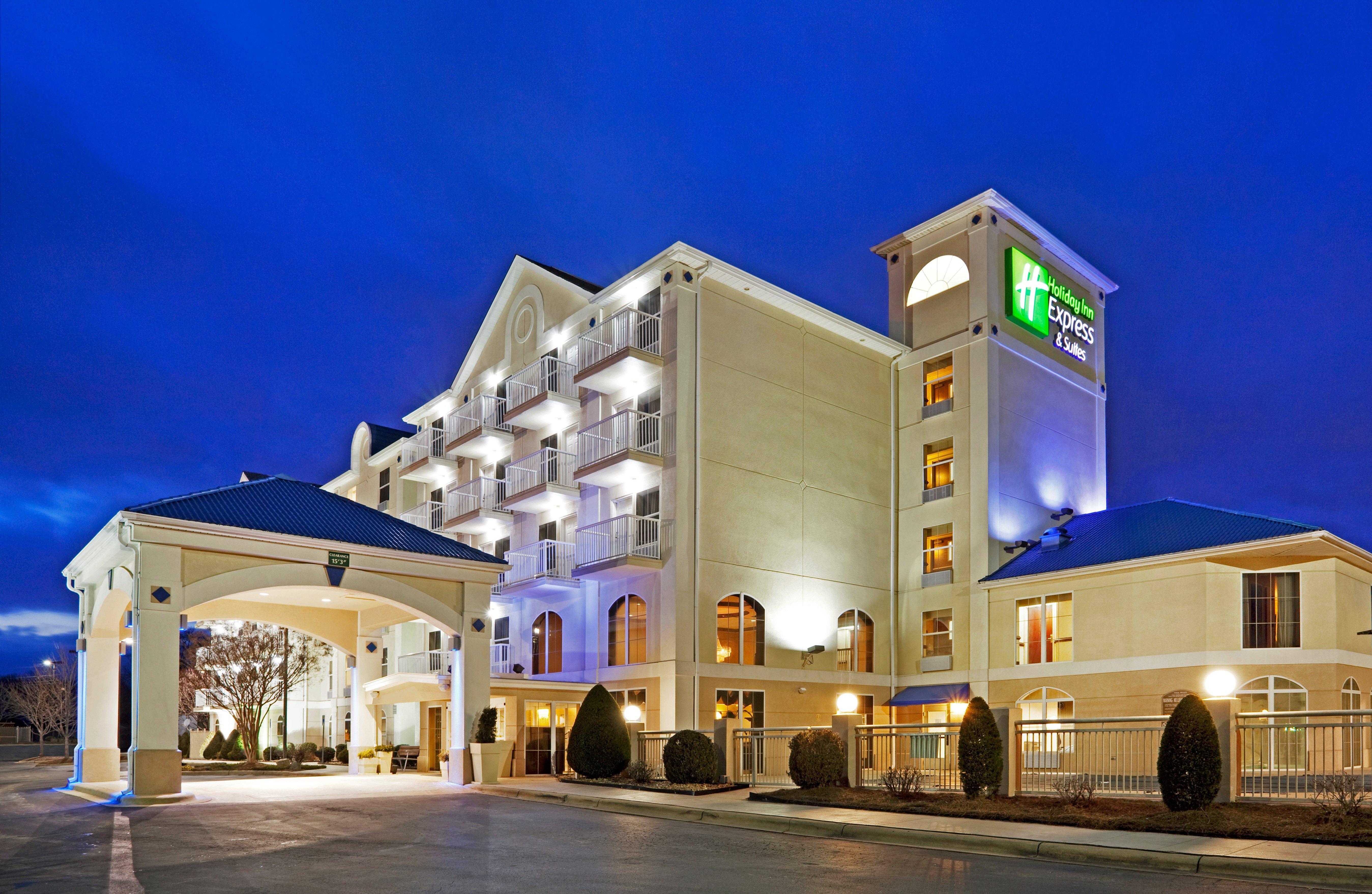 Holiday Inn Express & Suites Asheville Sw - Outlet Ctr Area By Ihg Exterior photo